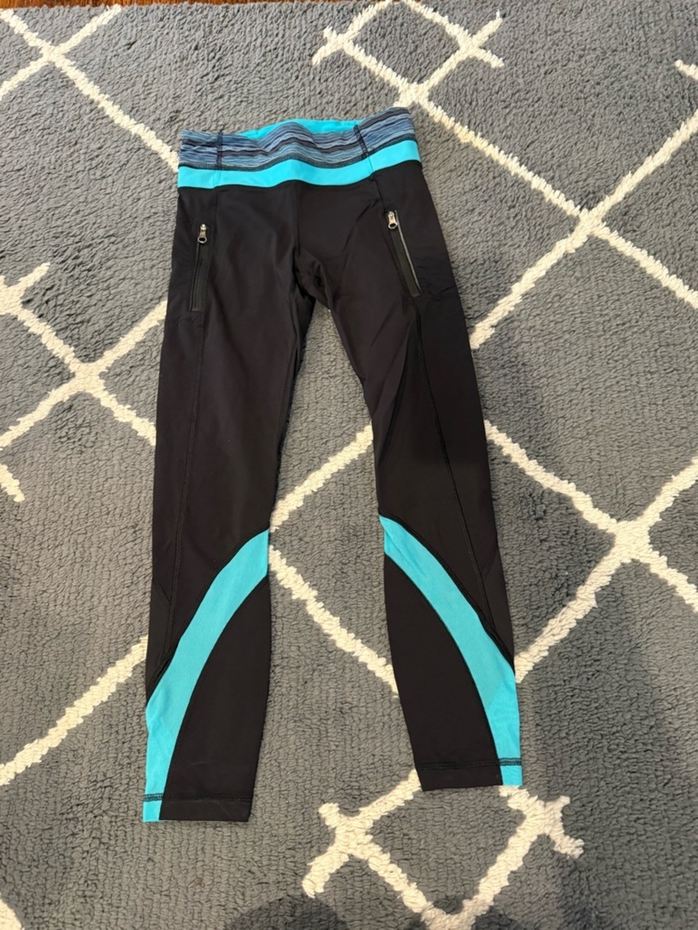 Lululemon Inspire Tight II Leggings - Cyan and Black Stripped Band